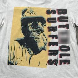 But**ole Surfers Preowned Small T-Shirt