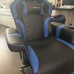 Gaming chair/recliner/massager