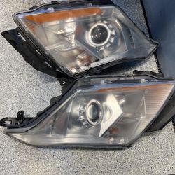 2011 Cadillac srx Headlights 