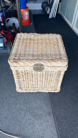 Wicker Basket with latched lid