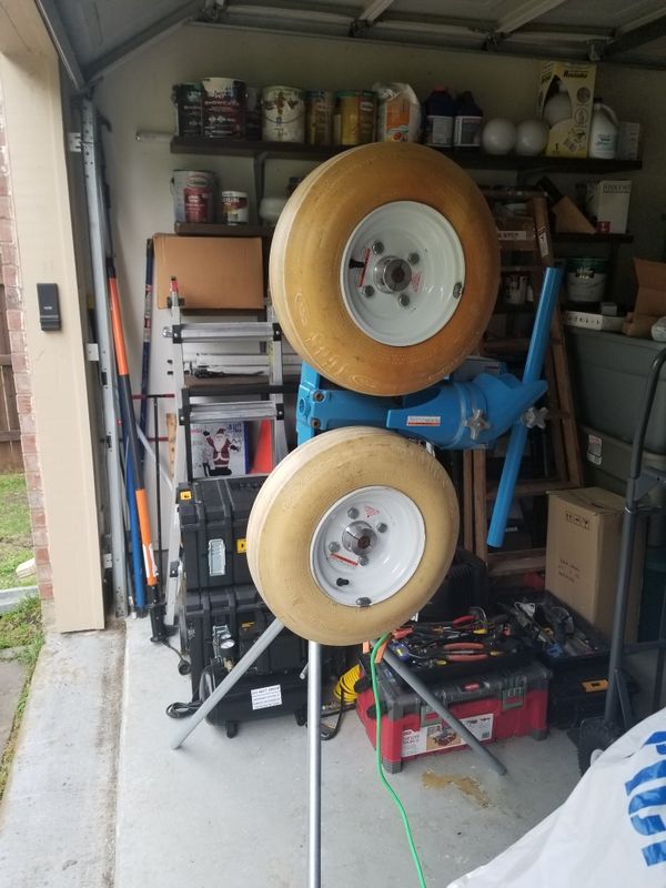 JUGS 2 Wheel Combination Pitching Machine for Sale in Rowlett, TX OfferUp
