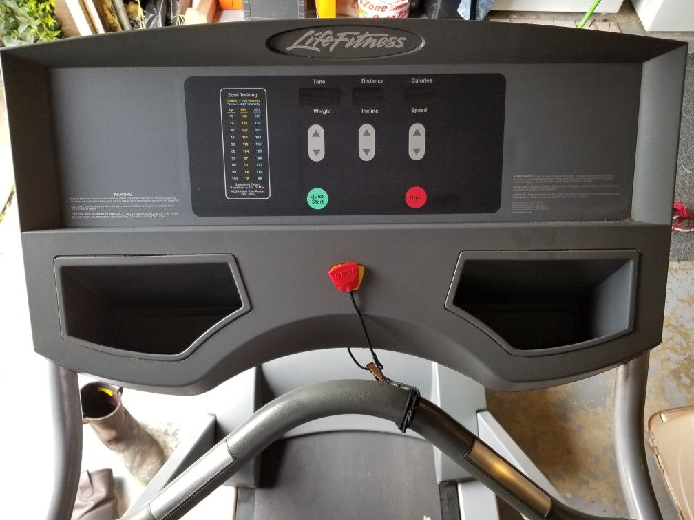 Life Fitness 90t treadmill for sale