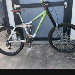 Stolen Kona Stinky Deluxe for Sale in Phoenix AZ OfferUp