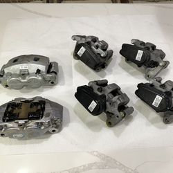 2024 GM Chevy OEM Complete brake System - Calipers, Rotors And Pads!