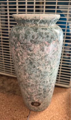 Harris potteries made in the US Chicago, Illinois VASE