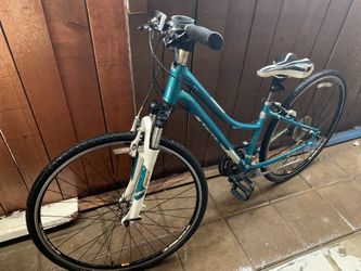 Trek Neko Mountain Bicycle 