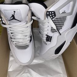 Air Jordan 4 retro ‘Military Black’ size 9