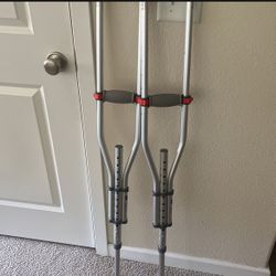 Crutches 