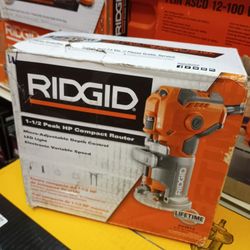 RIDGID 1 - 1/2 PEAK HP COMPACT ROUTER