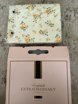 Floral Bedding Set New in Packaging