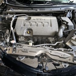 2017 Toyota Corolla *FOR PARTS*