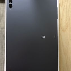 Galaxy Tab S11 Ultra (14.6”) 256 GB w/ S Pen