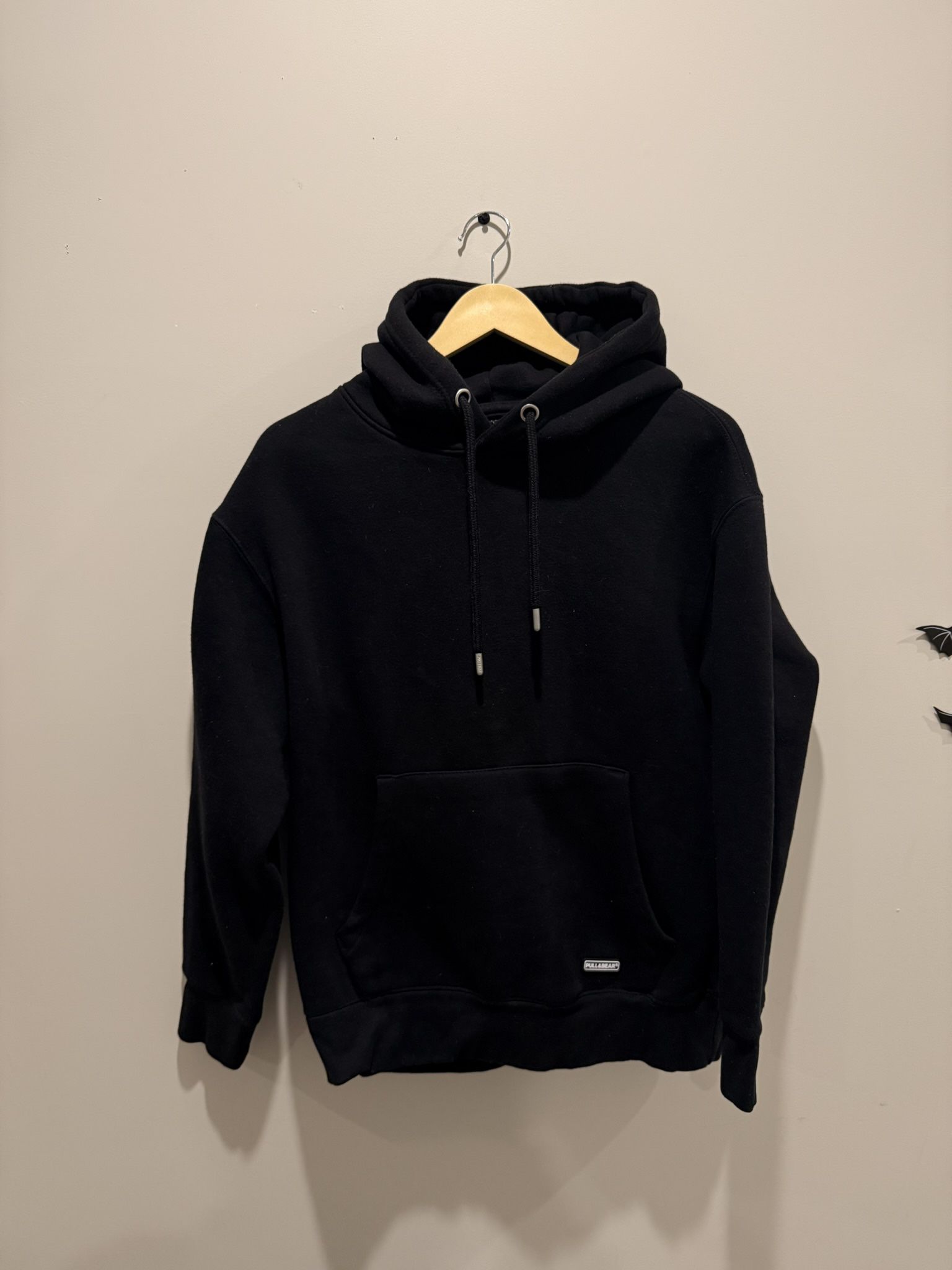 Pull&Bear Black Hoodie (LIKE NEW)