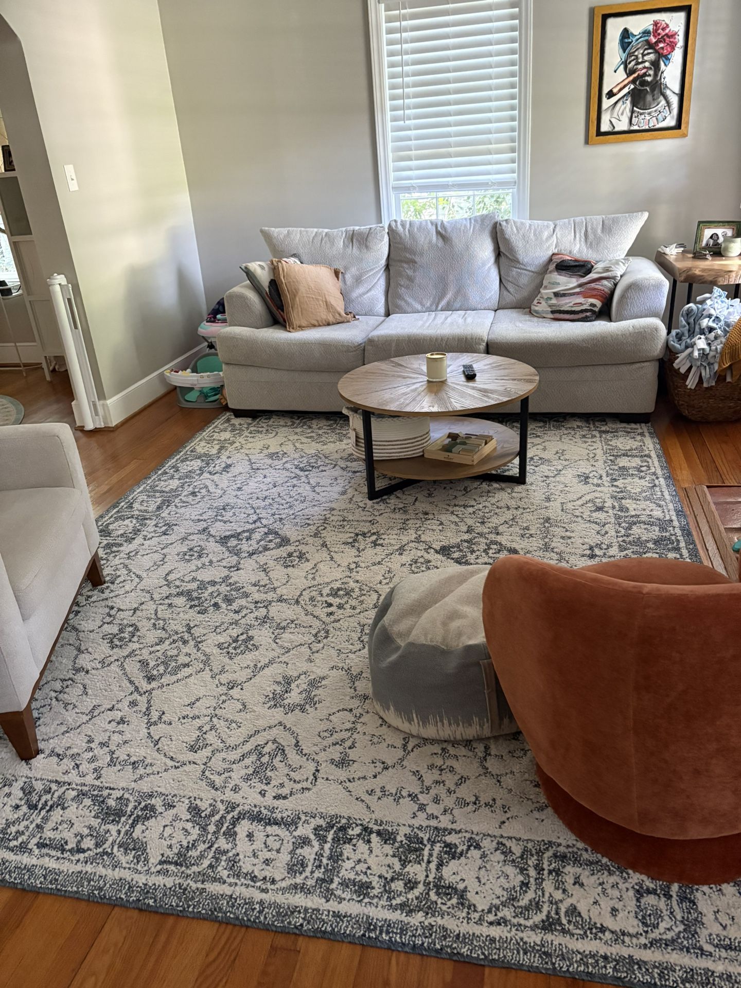 Area Rug 7’10 X 10’