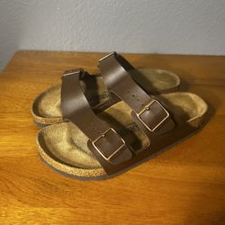 Birkenstock ‘Arizona’ size 6W/ 36EU