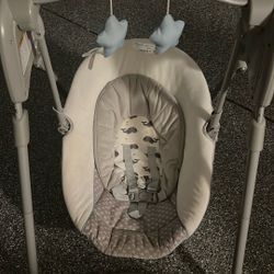 Graco Baby Swing