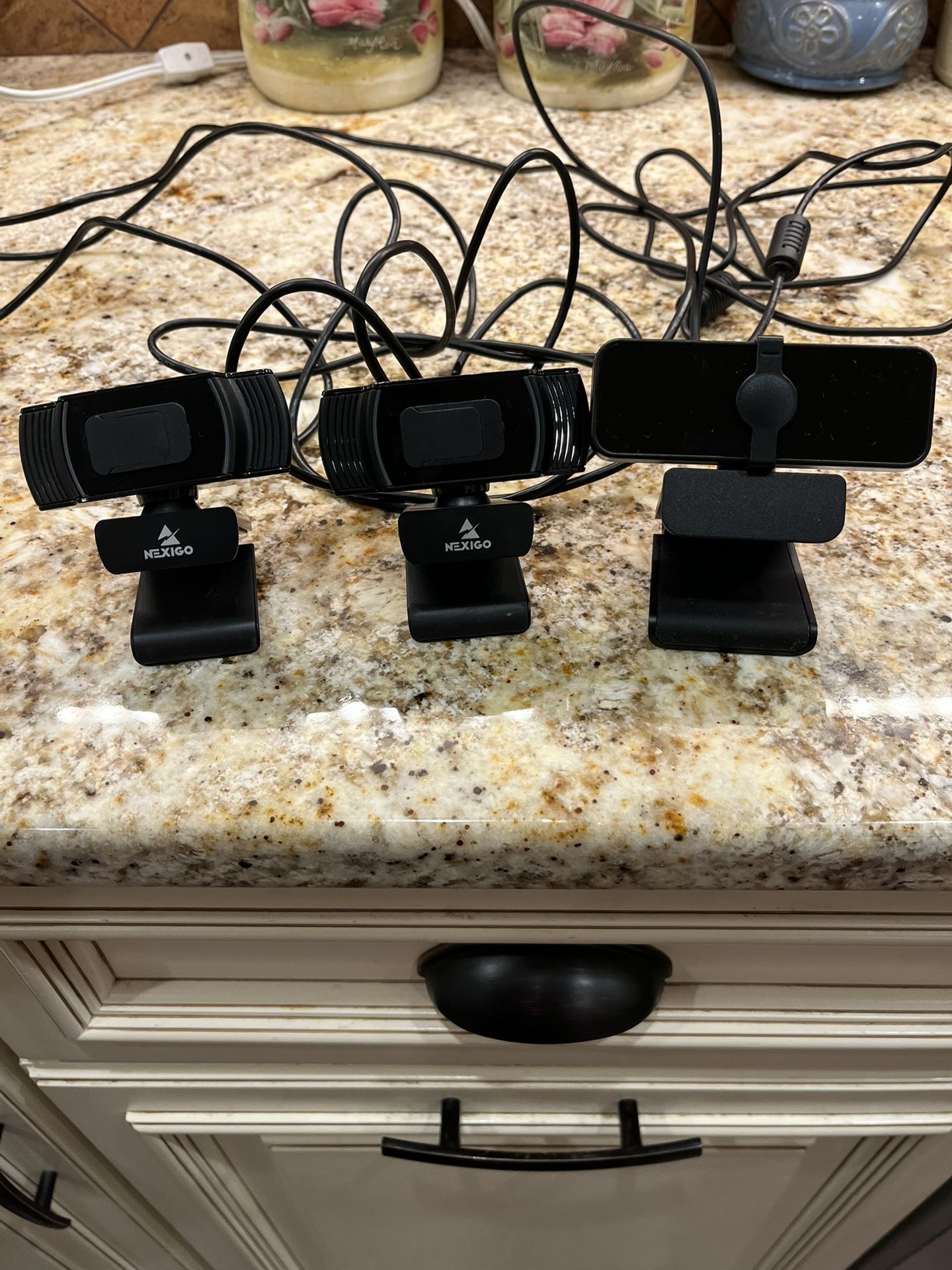 Nexigo Webcams with privacy shutters