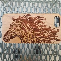 Horse design laser engraved wood case for iPhone and Samsung Galaxy
