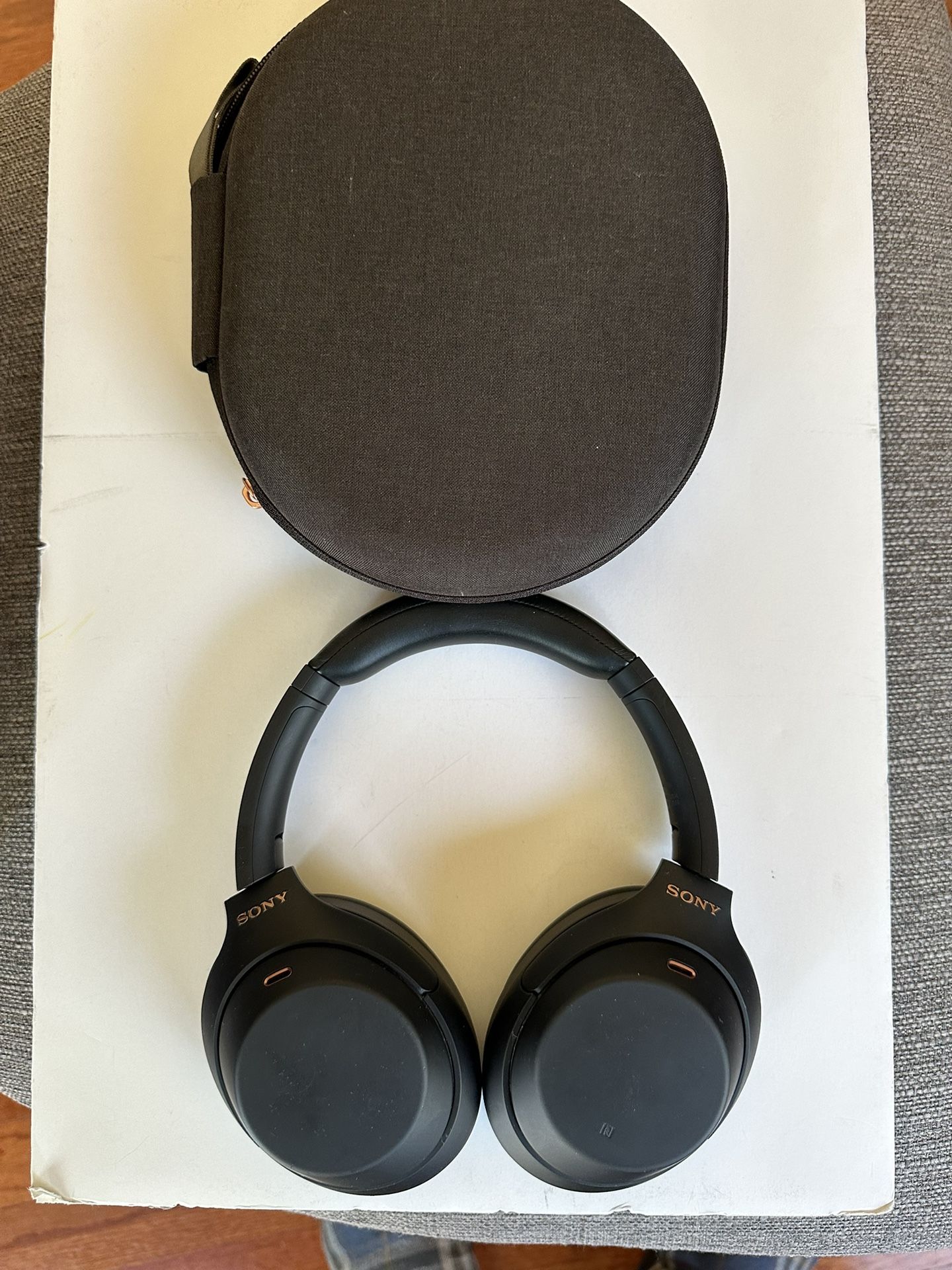 Pre-owned Sony WH-1000XM4 Headphones