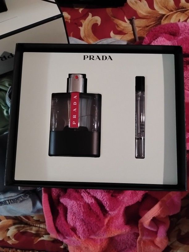 PRADA LUNA ROSSA