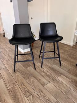 Faux Leather Counter Heigh Stool Set of 2