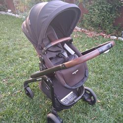 MAXI• COSI Tayla Stroller