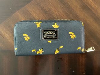 Loungefly Pokémon Pikachu Zip-Around Wallet