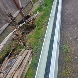 Rain Gutter 