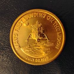 Apollo 11 Mission Medallion Medal Coin Man's 1st Landing on the Moon NASA
