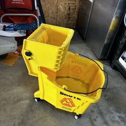 Mopping Bucket 