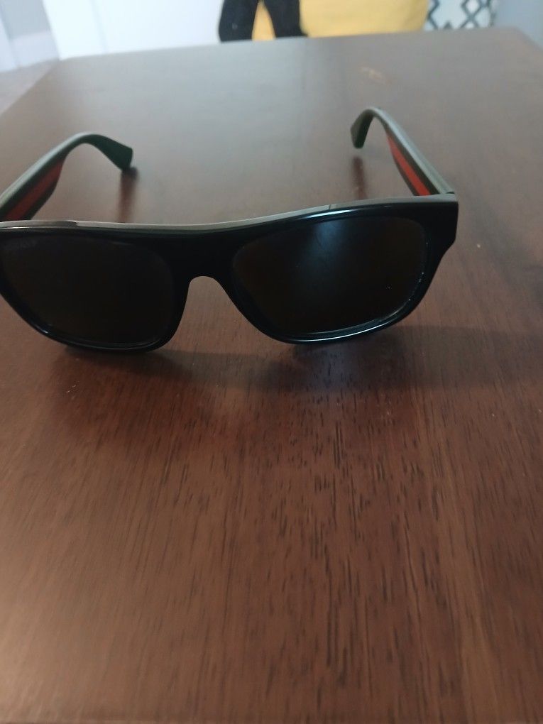Men's Gucci Shades
