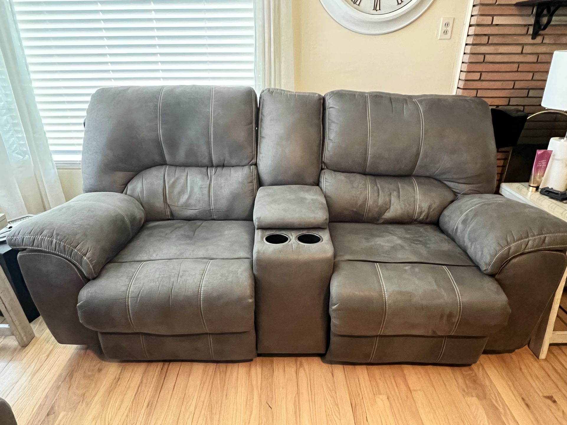 Recliner Couch / Loveseat 