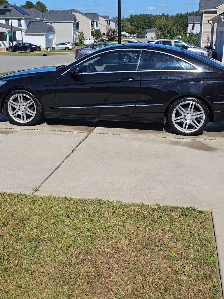 2010 Mercedes-Benz E-Class