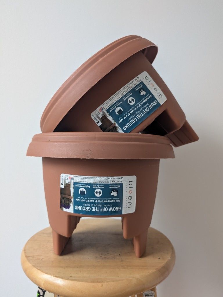 Plastic Planter For Rails (2)