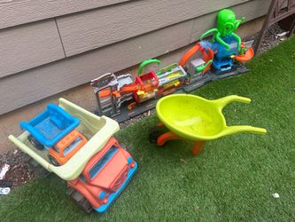 Outdoor toys - $5 each