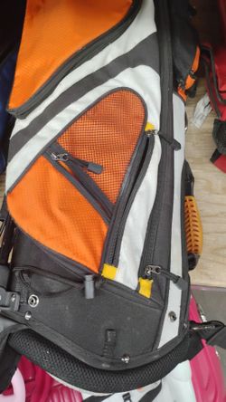 Golf club bag