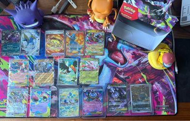 POKÈMON “Pitch Black”  lot