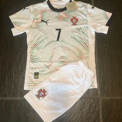 Soccer  kids sizes Ronaldo Portugal special edition black kids and adults player version Jerseys jersey Ronaldo futbol Portugal 🇵🇹 Messi Argentina s