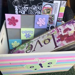 Little Girls Decor Set Picture Frame, Scrapbooking, 2 Decor Frames all in one bin