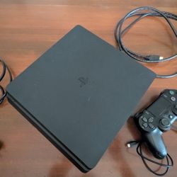 Used PS4 Slim