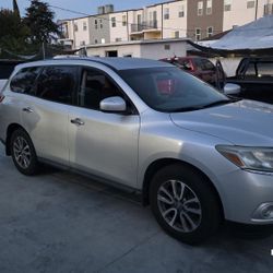 2014 Nissan Pathfinder 