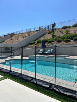 Guardian No Holes Pool Fence