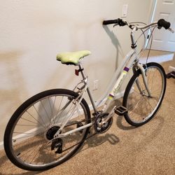 Novara mia women's bike hotsell