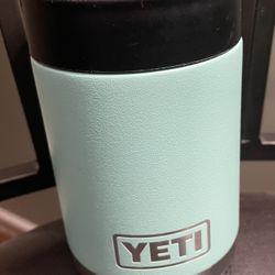 YETI 12 oz Colster Rambler Insulated Can Cooler Koozie Sea Foam Green Twist Cap