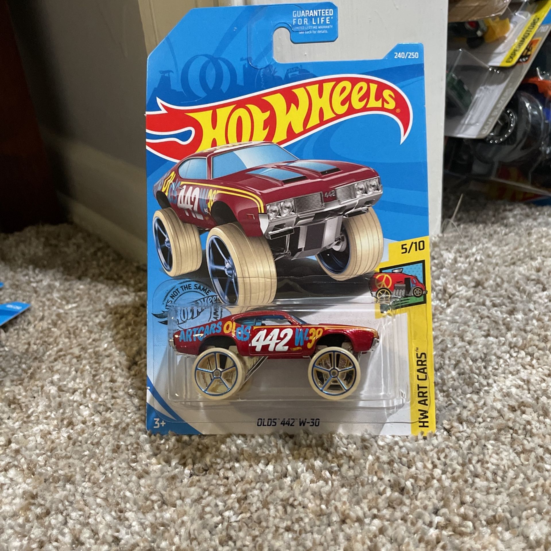 HOT WHEELS