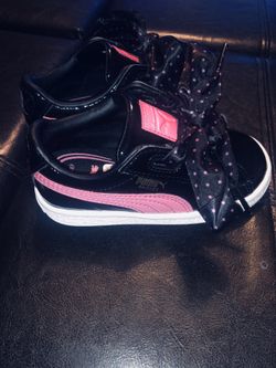 Black and Pink Puma shoes size 7c Toddler