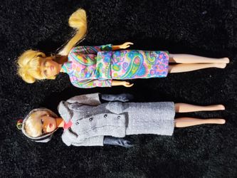 Vintage Francie in vintage outfit and repro Barbie in vintage outfit