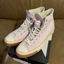 *New * Men’s Pink Converse HighTop Sneaker- Size 10 1/2