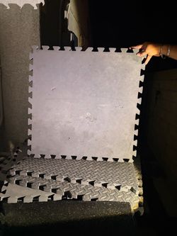 Foam flooring interlocking - 500 sq feet great for home gym