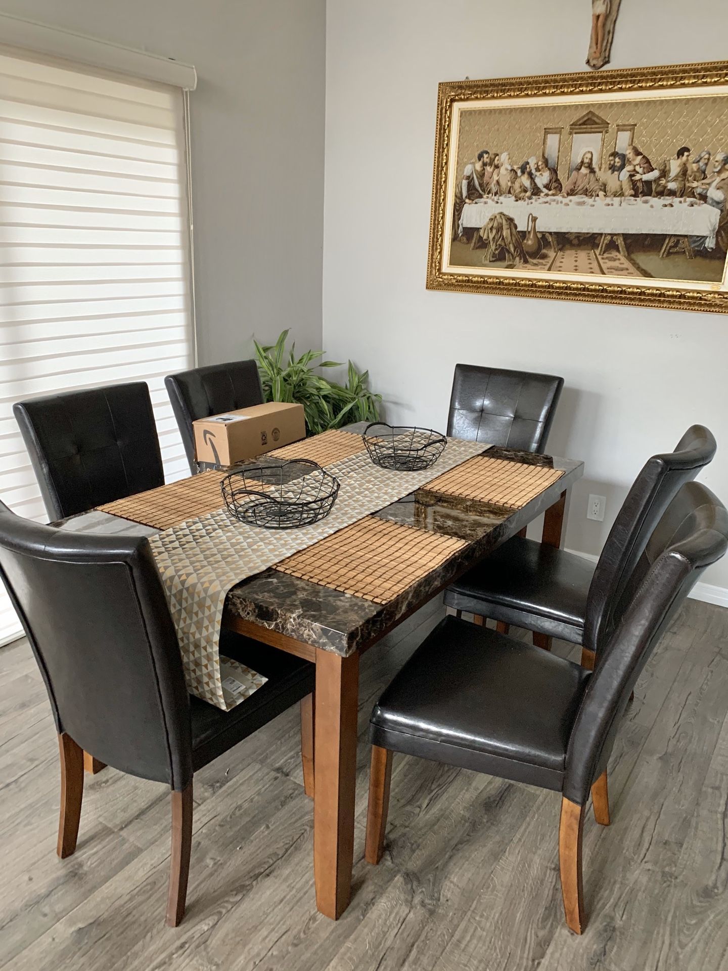 Ashley furniture dining set *excludes the coffee table and bench* for Sale in Chula Vista, CA